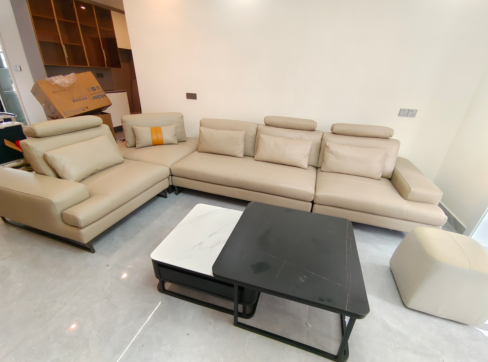 栗景花都沙发入户效果图